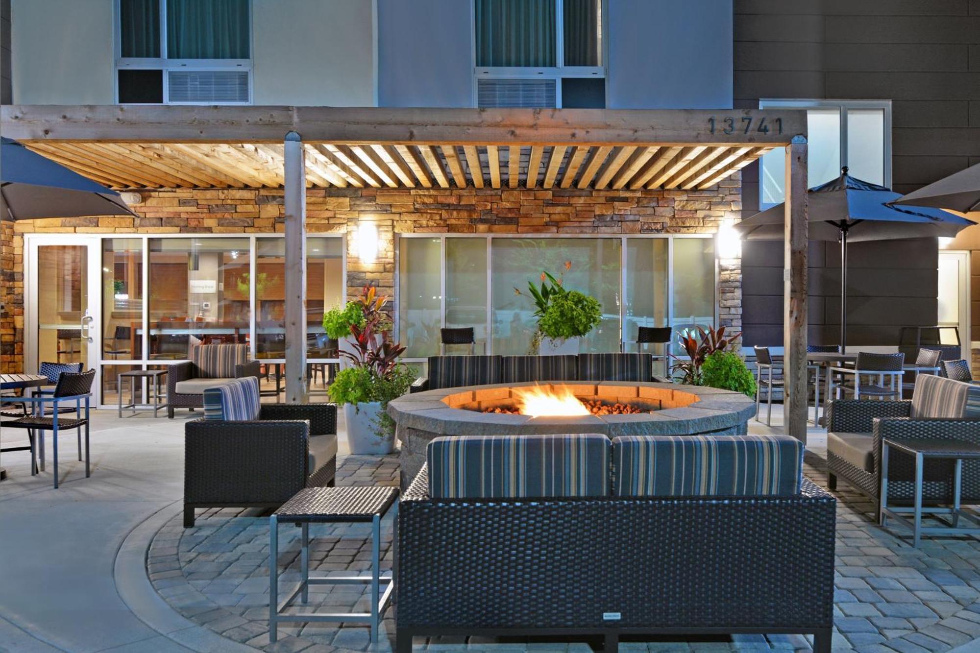 Towneplace Suites By Marriott Jacksonville East Kültér fotó